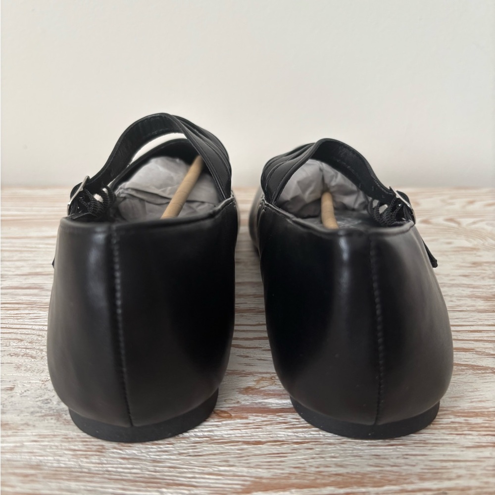 Boohoo Black Triple Strap Flats - Picture 5 of 6
